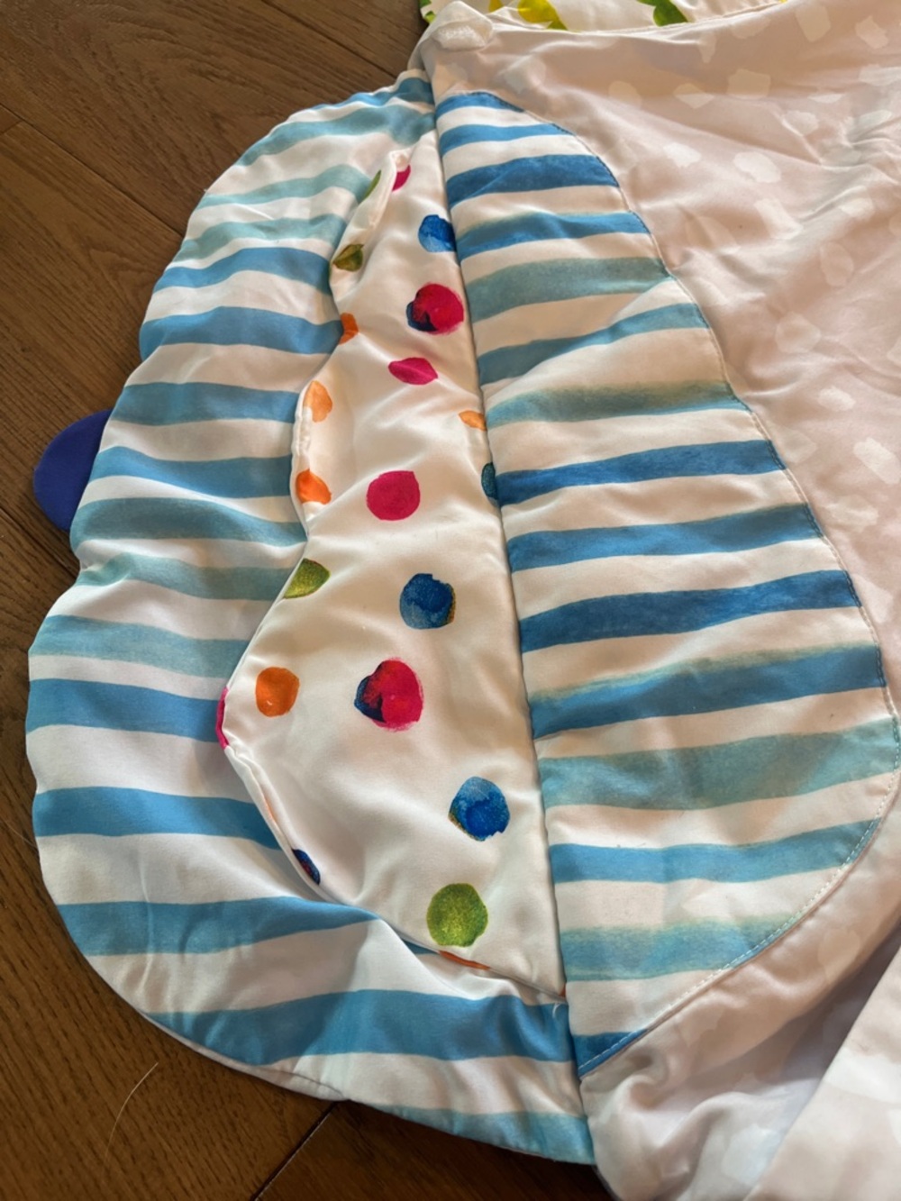 Lovevery Play Gym for baby and toddler for NB ages 0+ - Picture 8 of 15